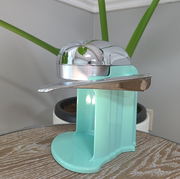 Juice o Mat Vintage Retro Restored Juicer - Picture 4 of 11